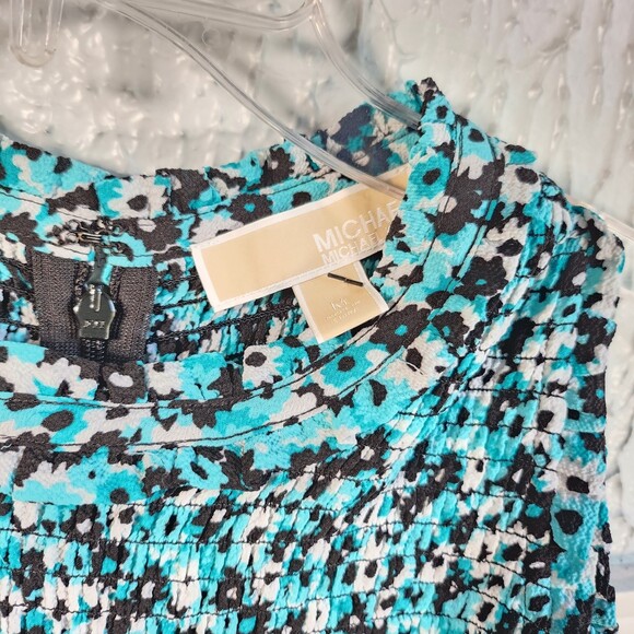 Michael Kors Blue Black Floral Smocked Top Crew neck Women's Size M - Picture 6 of 6